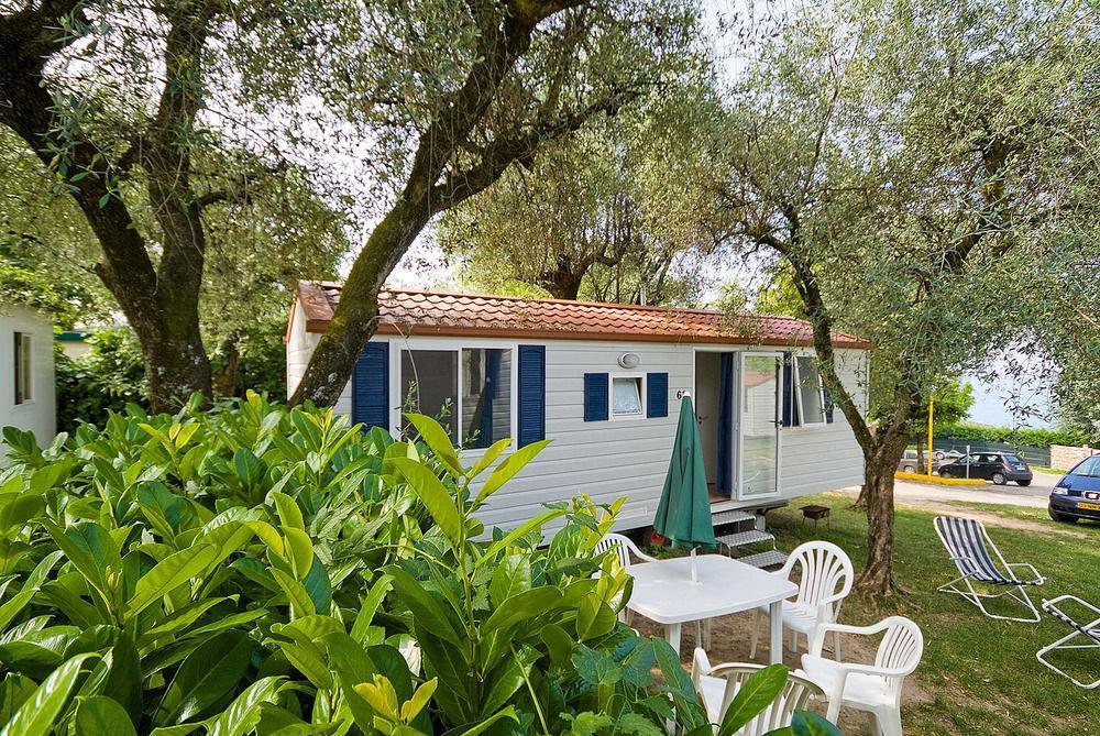 Happy Camp Mobile Homes In Camping Cisano San Vito บาร์โดลิโน ภายนอก รูปภาพ